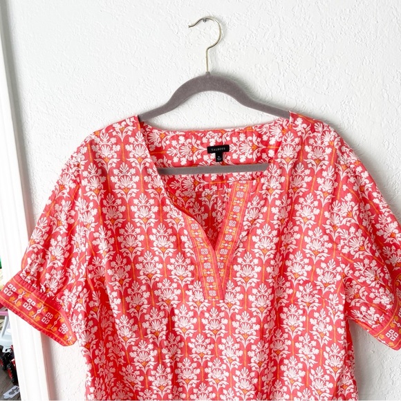 Talbots Top Women's XL Lightweight Cropped Resort Wear Damask Print - Picture 3 of 8